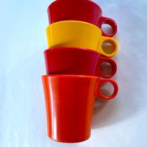 Vintage Deka cups / coffee mugs